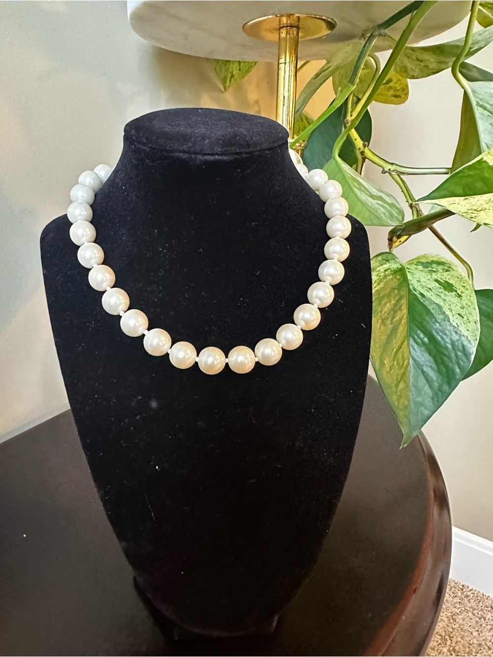 Classic White Pearl Necklace
